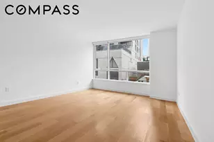 301 E 61st St, New York City, NY 10065 - Photo 2