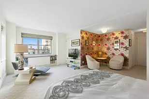 70 E 10th St, New York, NY 10003 - Photo 8