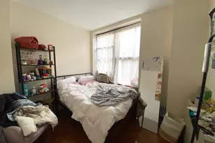 304 W 92nd St, New York, NY 10025 - Photo 2