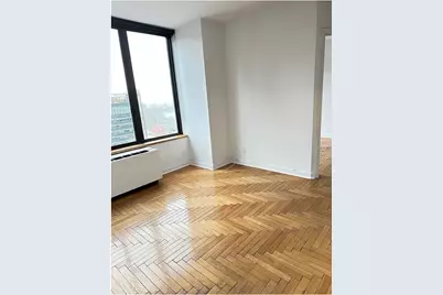 300 E 93rd Street #23C, New York City, NY 10128 - Photo 4