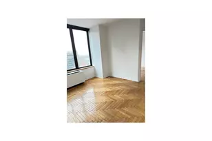 300 E 93rd St, New York City, NY 10128 - Photo 4