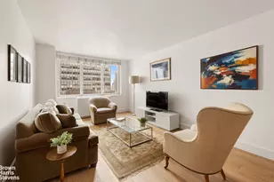 212 E 47th St, New York City, NY 10017 - Photo 1