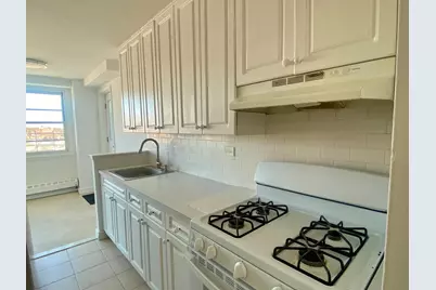 164-20 Highland Avenue #9-T, New York City, NY 11432 - Photo 10