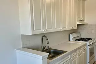 164-20 Highland Ave, New York City, NY 11432 - Photo 14