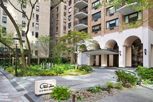 10 W 66th St, New York City, NY 10023 - Photo 14