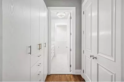 18 E 62nd Street, New York City, NY 10065 - Photo 14