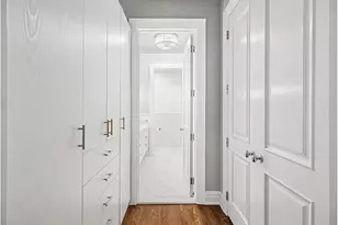 18 E 62nd St, New York City, NY 10065 - Photo 14