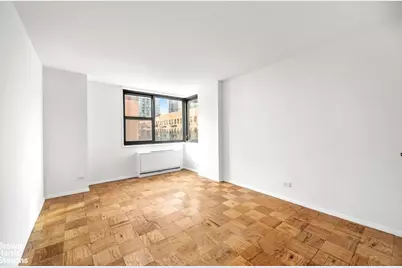 340 E 93rd Street #4B, New York City, NY 10128 - Photo 4