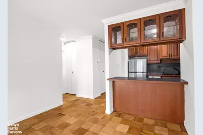 340 E 93rd Street #4B, New York City, NY 10128 - Photo 2