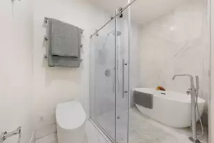 819 Dean St, New York City, NY 11238 - Photo 14