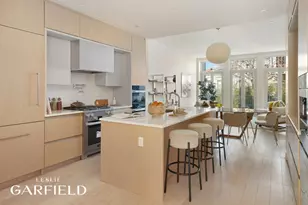 819 Dean St, New York City, NY 11238 - Photo 2