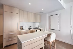 500 W 45th St, New York City, NY 10036 - Photo 2