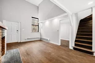 313 W 29th St, New York, NY 10001 - Photo 1