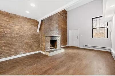 313 W 29th Street #C, New York, NY 10001 - Photo 2