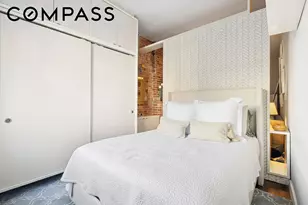 252 W 20th St, New York City, NY 10011 - Photo 4