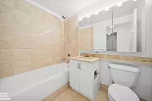 250 E 30th St, New York City, NY 10016 - Photo 8