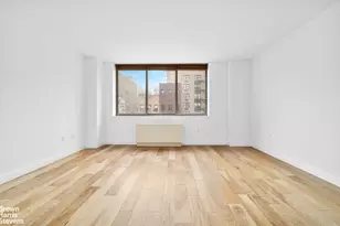 250 E 30th St, New York City, NY 10016 - Photo 2