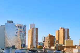 305 W 16th St, New York City, NY 10011 - Photo 6