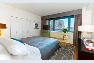 305 W 16th Street #6B, New York City, NY 10011 - Photo 4