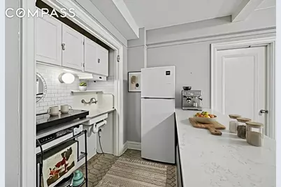 5 Tudor City Place #912, New York City, NY 10017 - Photo 4