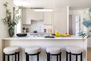 300 E 50th St, New York, NY 10022 - Photo 4