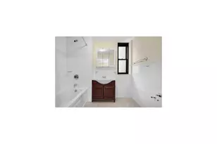 162 W 56th St, New York City, NY 10019 - Photo 18