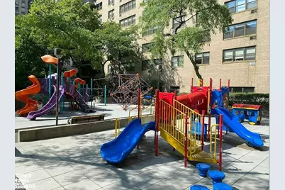 205 W End Avenue #3E, New York City, NY 10023 - Photo 4