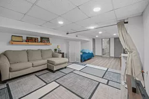 1467 E 64th St, New York City, NY 11234 - Photo 14