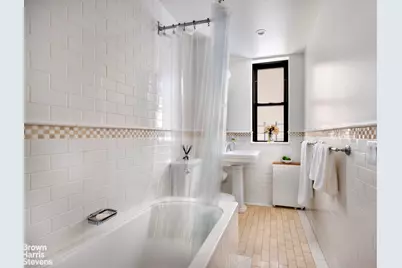 260 W End Avenue #6B, New York City, NY 10023 - Photo 6