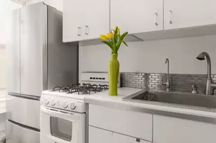 227 E 57th St, New York City, NY 10022 - Photo 12