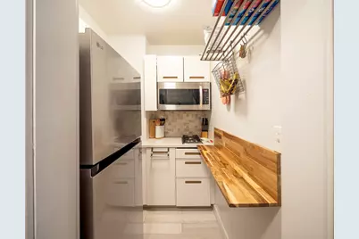 210 E 63rd Street #3C, New York, NY 10065 - Photo 4