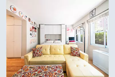 210 E 63rd Street #3C, New York, NY 10065 - Photo 2