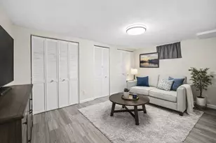 33 Delaware Ave, New York City, NY 10304 - Photo 10