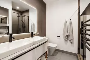 102 W 118th St, New York City, NY 10026 - Photo 8