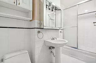 326 56th St, New York City, NY 11220 - Photo 8