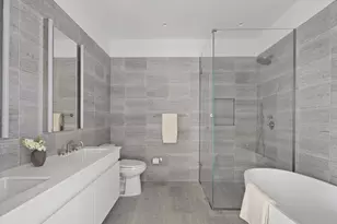 8 S 4th St, New York City, NY 11249 - Photo 6