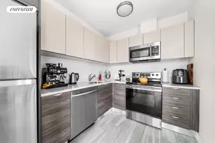 631 E 18th St, New York City, NY 11226 - Photo 2