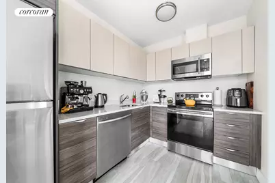 631 E 18th Street #3C, New York City, NY 11226 - Photo 2