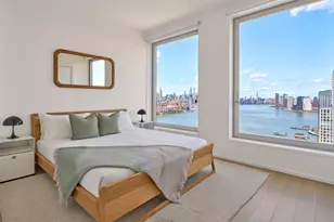 8 S 4th St, New York City, NY 11249 - Photo 6