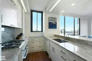 101 W 79th St, New York City, NY 10024 - Photo 4