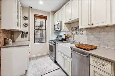 175 Eastern Parkway #3F, New York City, NY 11238 - Photo 6