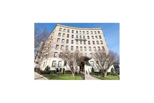175 Eastern Pkwy, New York City, NY 11238 - Photo 2
