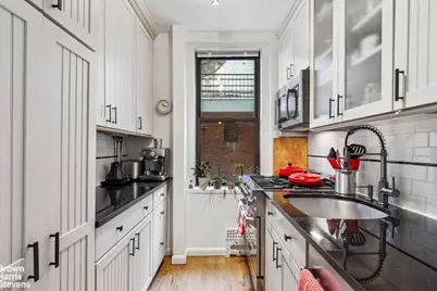 111 W 94th Street #1A, New York, NY 10025 - Photo 4