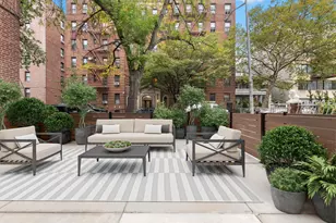 184 Hawthorne St, New York City, NY 11225 - Photo 2