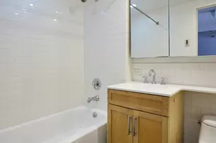516 W 47th St, New York City, NY 10036 - Photo 8
