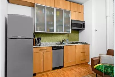 465 Eastern Parkway #D, Brooklyn, NY 11216 - Photo 4