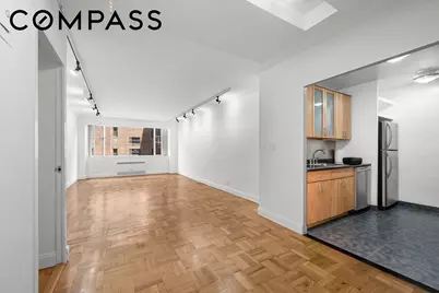 333 E 69th Street #3A, New York City, NY 10021 - Photo 2