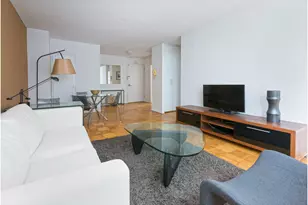 230 W 55th St, New York City, NY 10019 - Photo 2