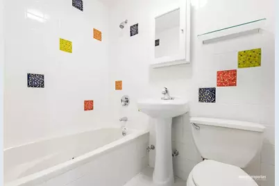 2035 E 7th Street #1D, New York City, NY 11223 - Photo 6