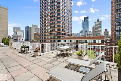 333 E 75th Street #10H, New York, NY 10021 - Photo 6